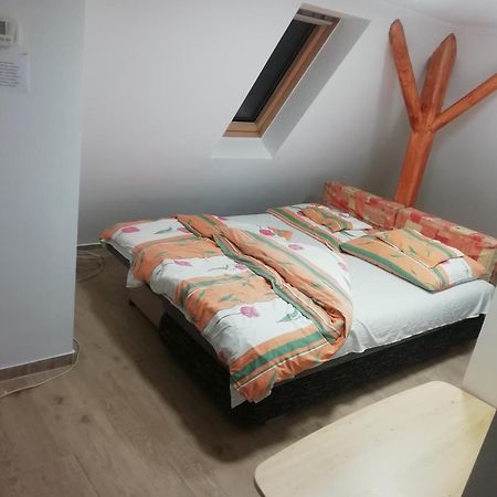 Asta La Vista Vendeghaz Hotel Miskolc Ngoại thất bức ảnh