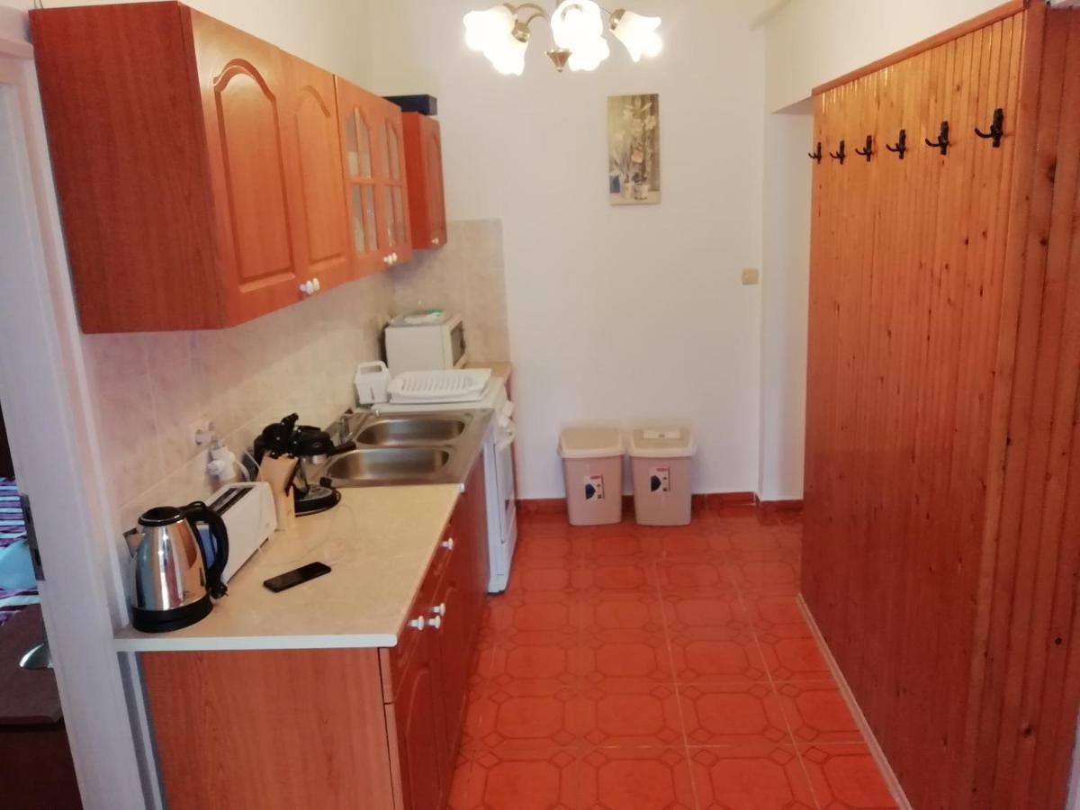Asta La Vista Vendeghaz Hotel Miskolc Ngoại thất bức ảnh