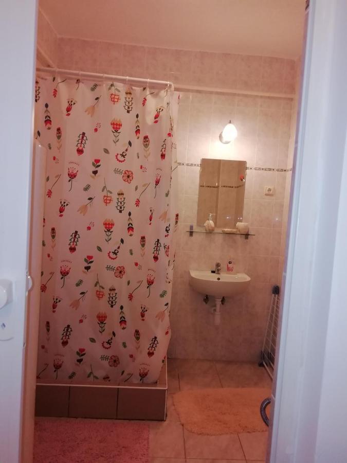 Asta La Vista Vendeghaz Hotel Miskolc Ngoại thất bức ảnh