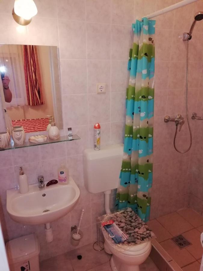 Asta La Vista Vendeghaz Hotel Miskolc Ngoại thất bức ảnh