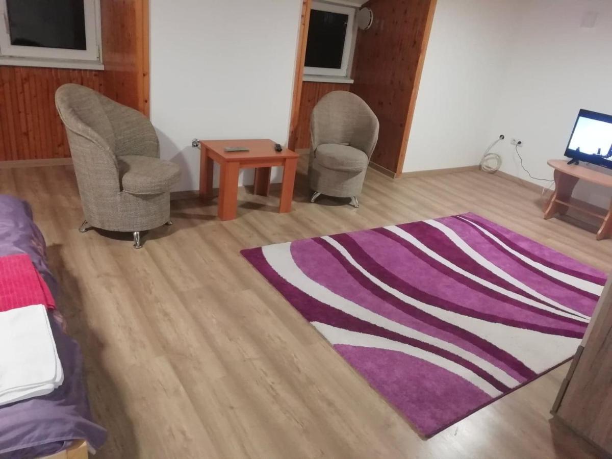 Asta La Vista Vendeghaz Hotel Miskolc Ngoại thất bức ảnh