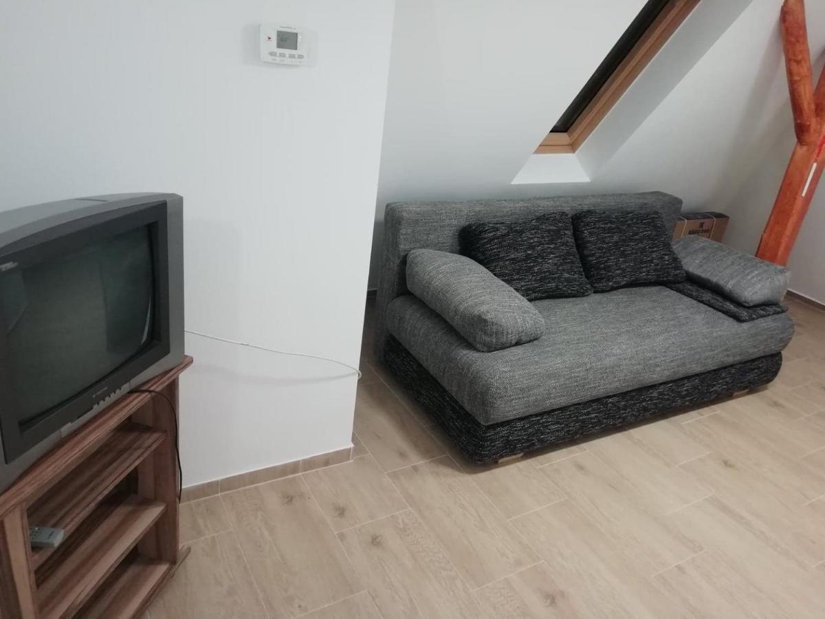 Asta La Vista Vendeghaz Hotel Miskolc Ngoại thất bức ảnh
